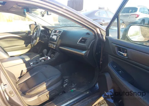 2017 Subaru Legacy 2.5I Limited z USA, uszkodzony, nr VIN 4S3BNAN66H3040350